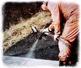 Korrosionsschutz nach KOREL im Stra&szlig;enbau: Auftrag der Haftschicht